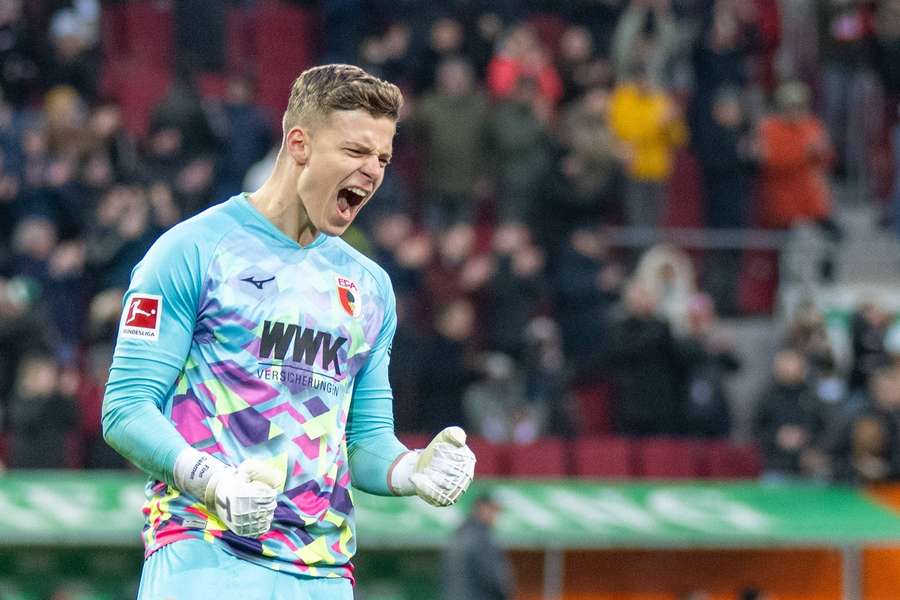FCA-Torhüter Finn Dahmen jubelt
