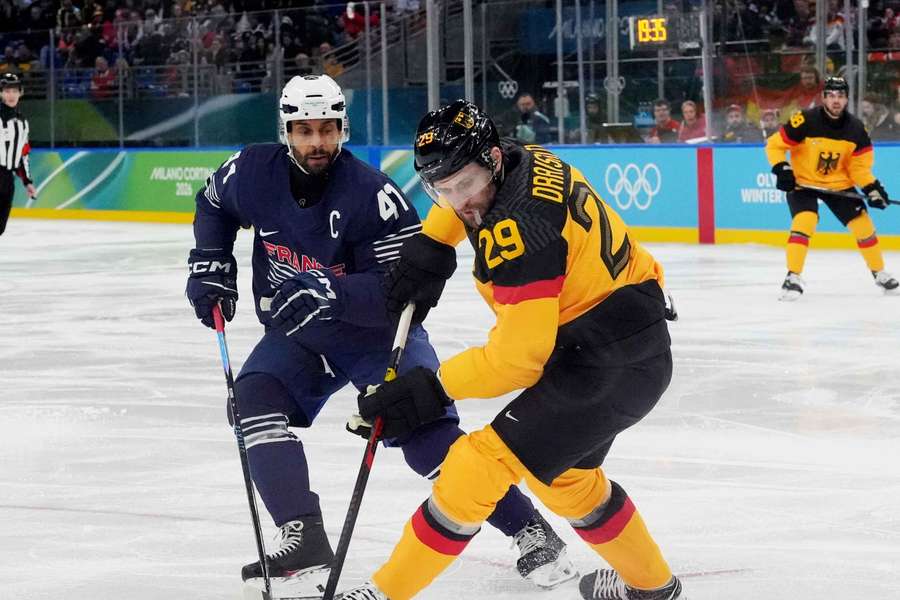 Les Bleus du hockey s'en vont... Les Bleus du hockey s'en vont...