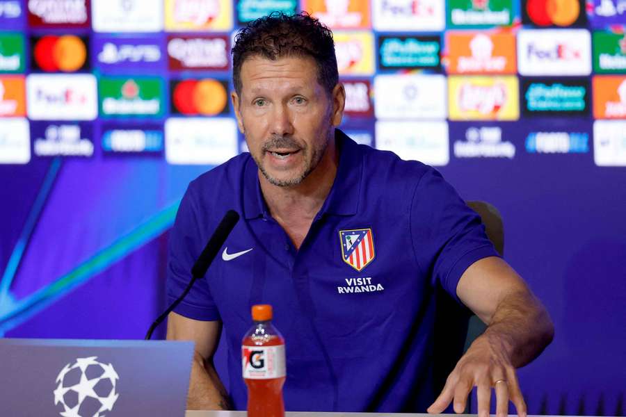 Simeone face à la presse ce lundi. Simeone face à la presse ce lundi.