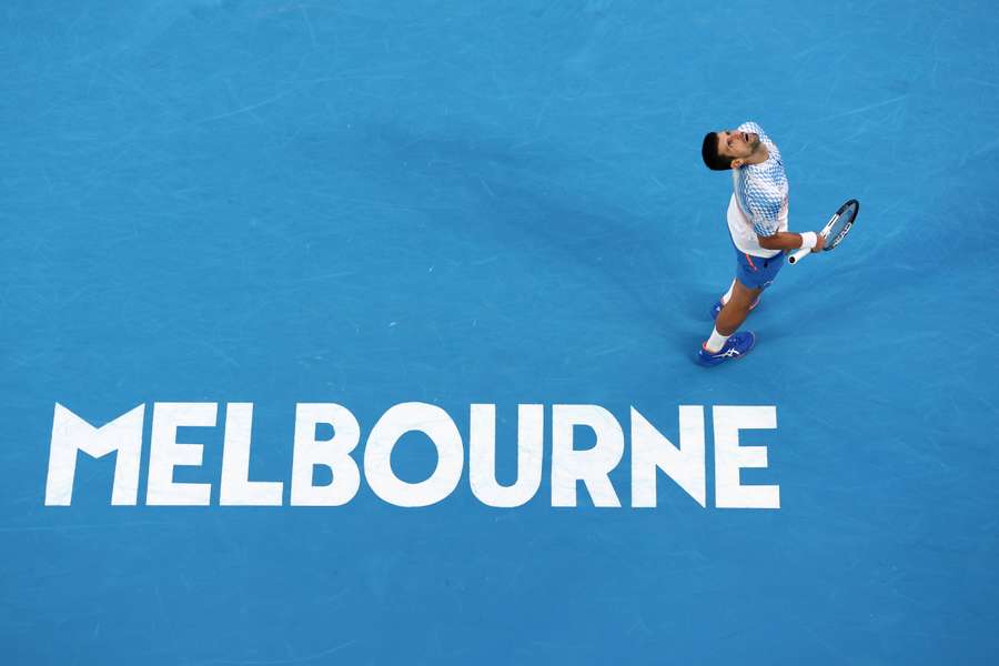 Australian Open: l'uragano Djokovic spazza via Rublev e torna in semifinale