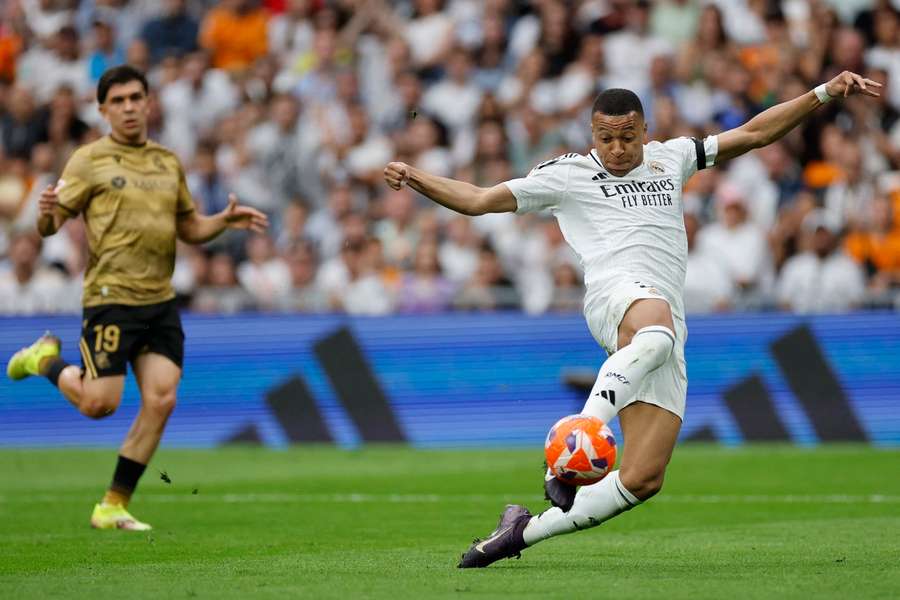 Kylian Mbappé marcou o seu 30.º golo diante da Real Sociedad Kylian Mbappé marcou o seu 30.º golo diante da Real Sociedad