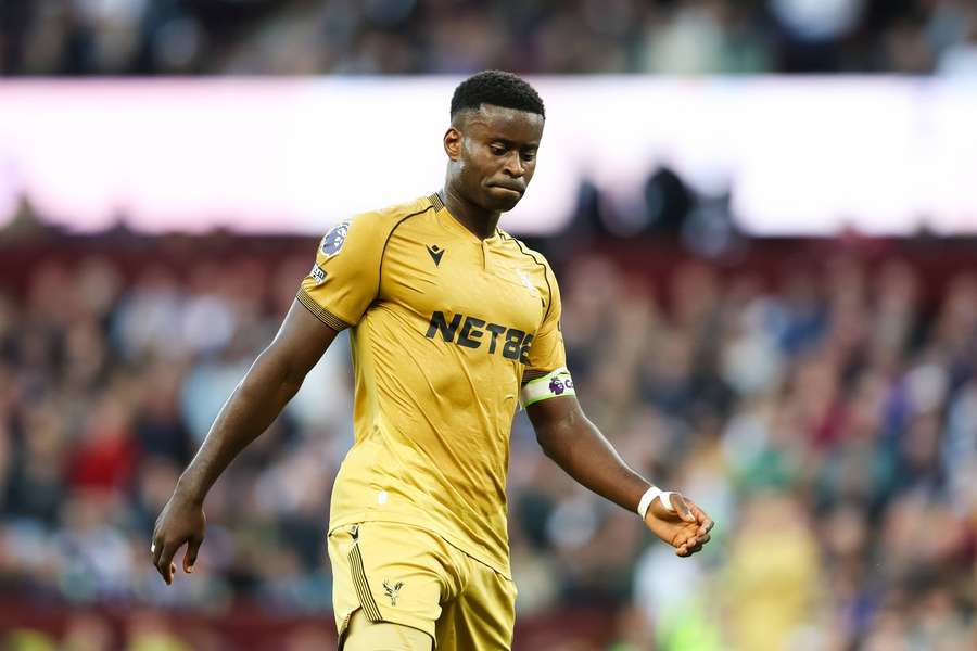 Guehi é o capitão do Palace