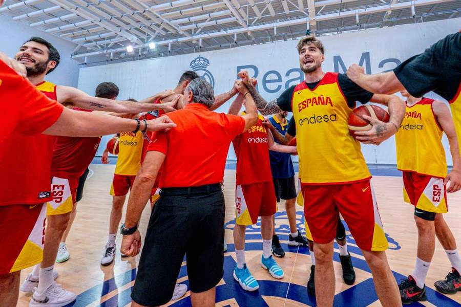 Piña de la selección española de baloncesto