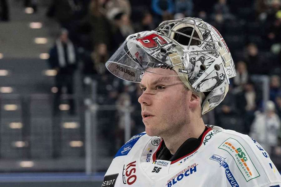 Maximilian Franzreb im Trikot der Fischtown Pinguins Bremerhaven.