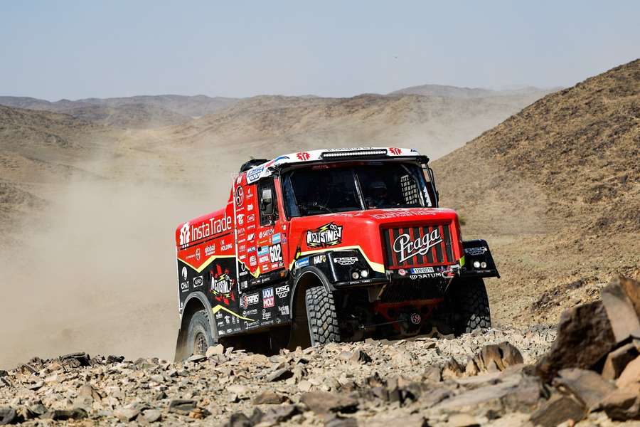 Aleš Loprais vyhrál na Dakaru třetí etapu a v kategorii kamionů se dostal do čela.