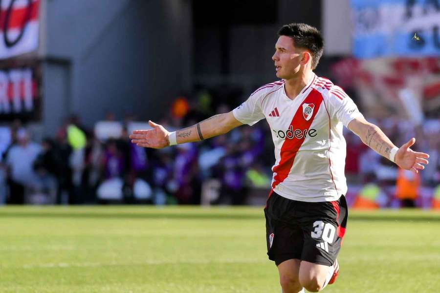 Man City and PSG lead the race for in-demand Franco Mastantuono