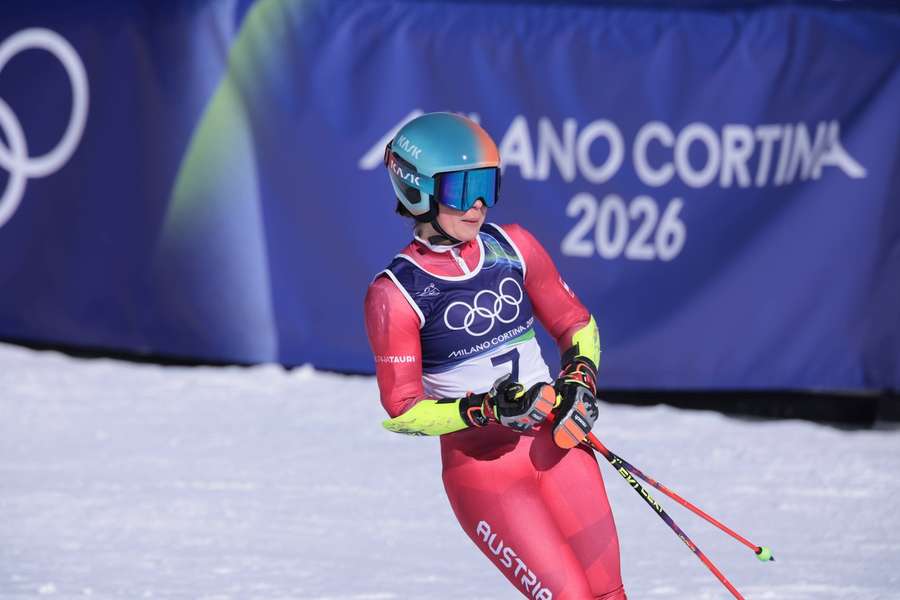 Julia Scheib enttäuscht im Ziel