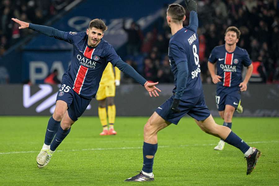 Beraldo fez o seu em triunfo dentro de casa do PSG