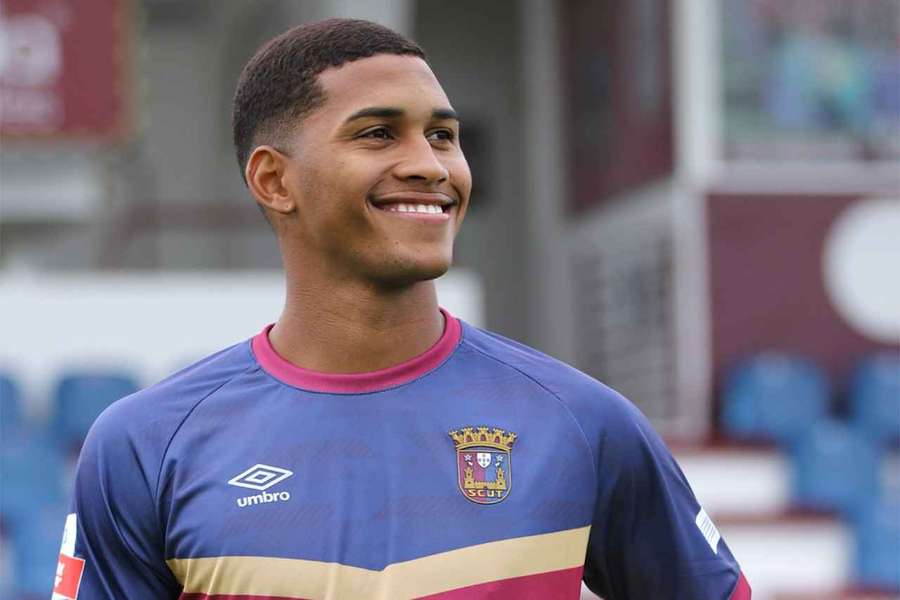 Marquinhos com a nova camisola