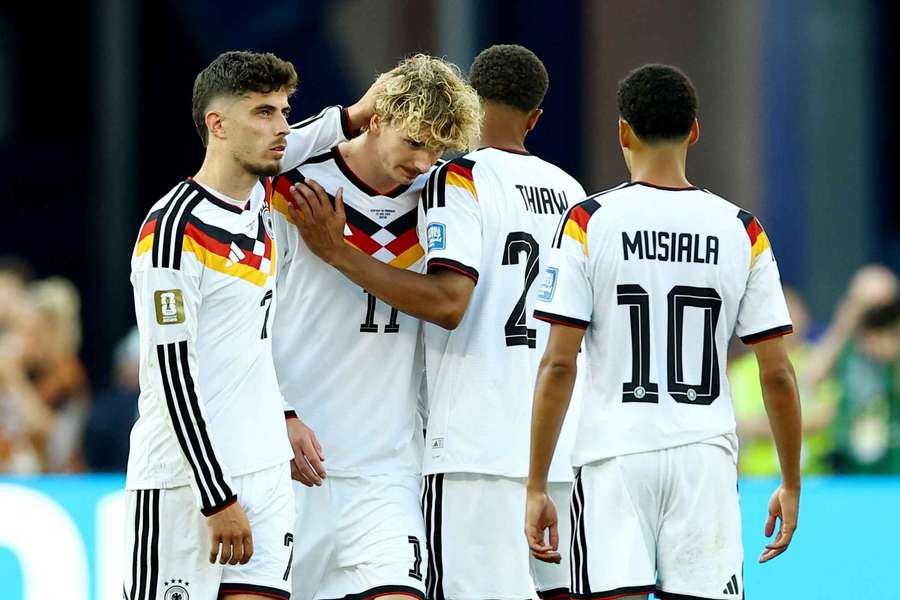 Hängende Köpfe beim DFB-Team