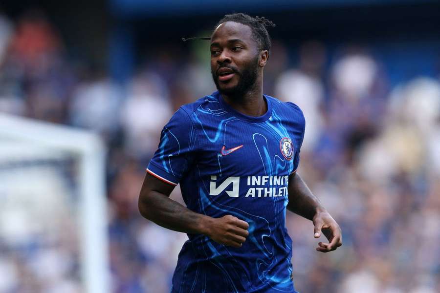 Sterling sem espaço nas contas de Maresca