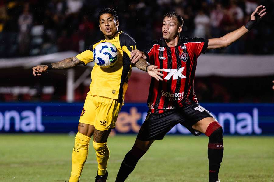 Vitória e Sport protagonizaram empate eletrizante no Barradão