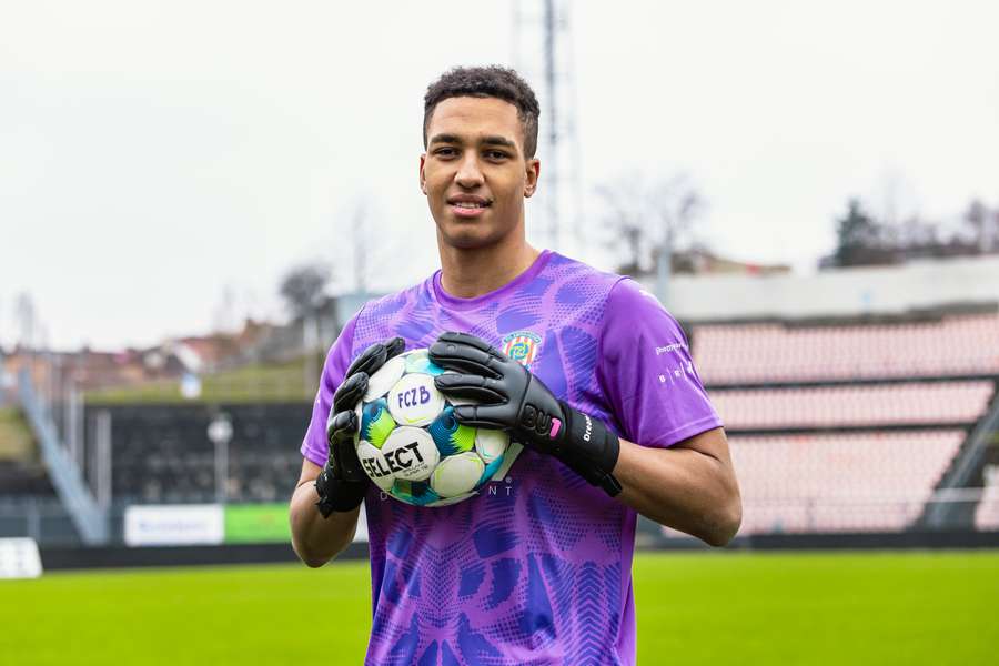 Zbrojovka ukradla Dynamu brankářský poklad! Andrew odmítl nabídky a upsal se Brnu