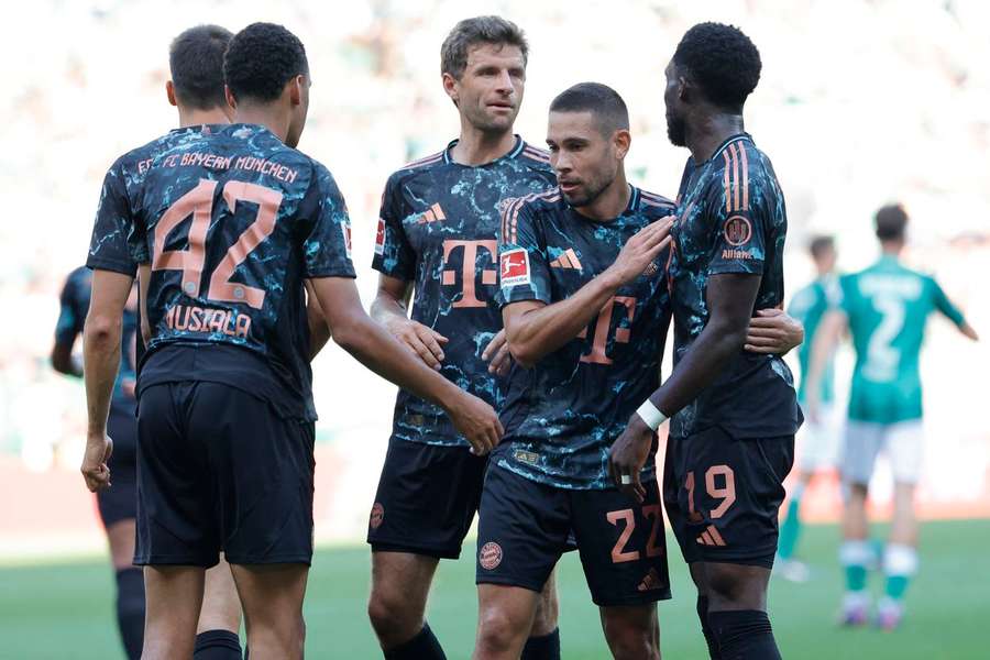 El Bayern celebró cinco goles en Bremen