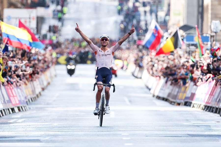 Van der Poel ovládl silniční závod na MS.