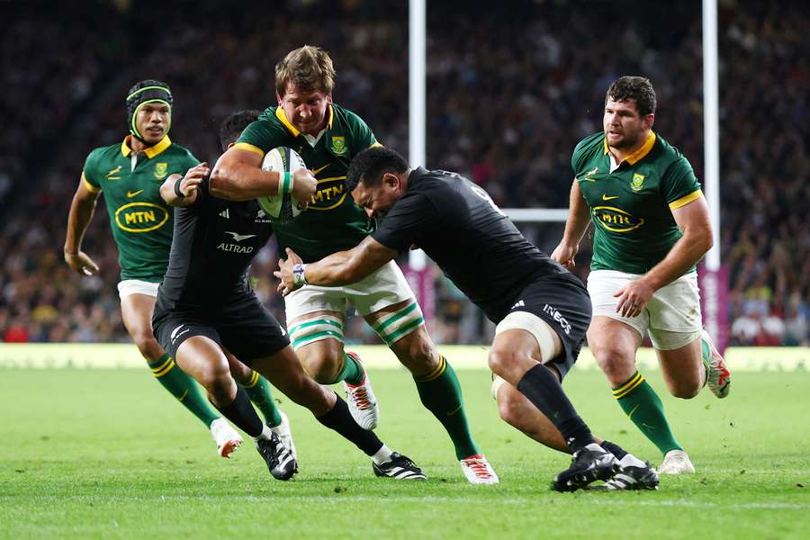 South Africa's Kwagga Smith scores their fifth try at Twickenham