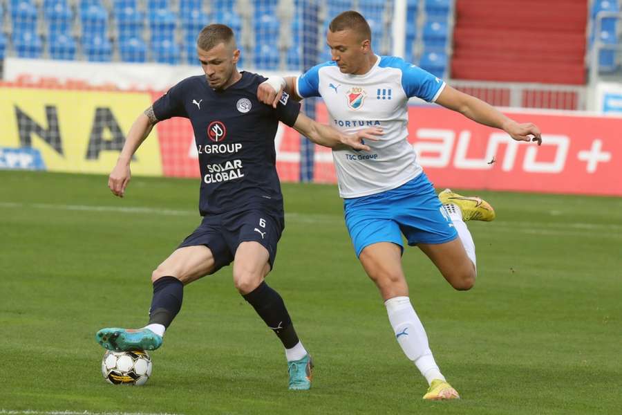Baník Ostrava si pod novým koučem připsal tři body.