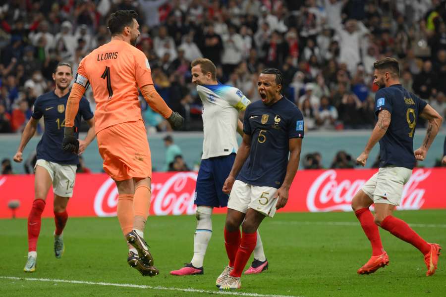 Brændt straffe fra Harry Kane blev dyrt for England da Frankrig indløste semifinale-billet Brændt straffe fra Harry Kane blev dyrt for England da Frankrig indløste semifinale-billet