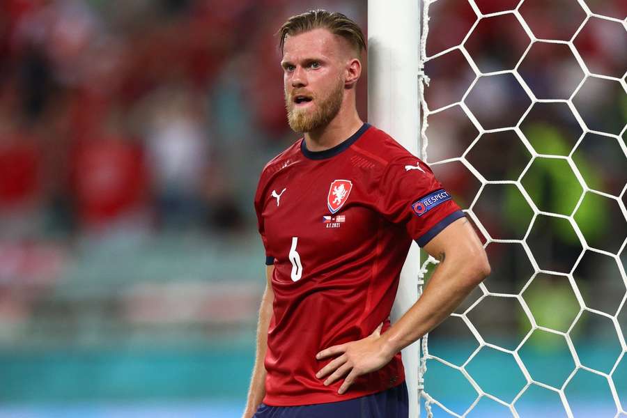 Obránce Tomáš Kalas při utkání s Dánskem na Euru 2021.