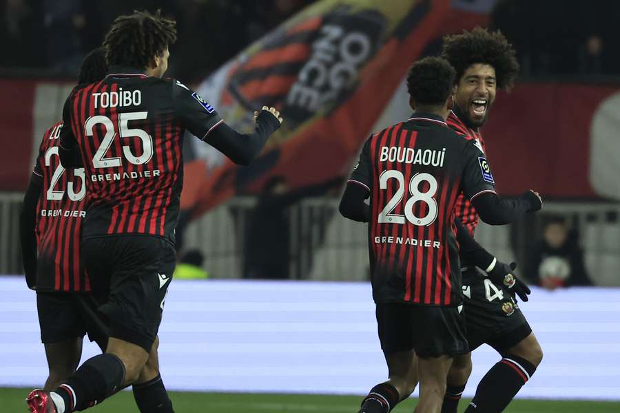 La célébration du premier but de l'OGC Nice. 