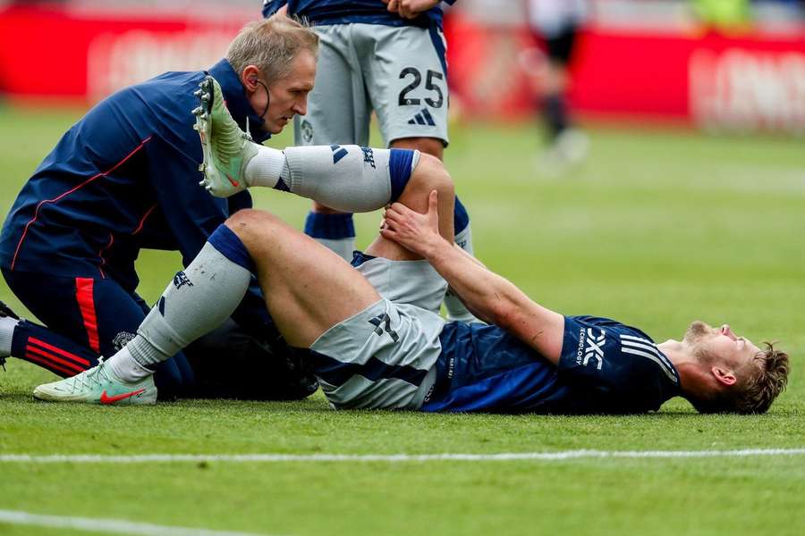 De Ligt, lesionado en el partido contra el Brentford