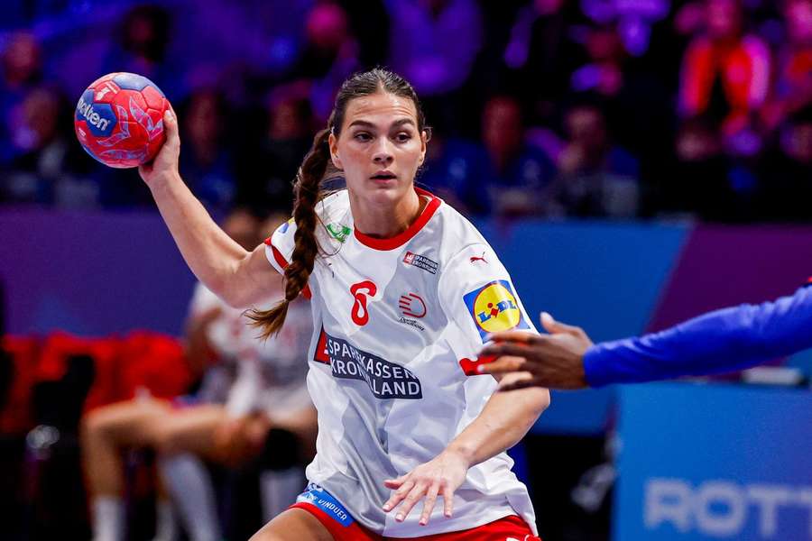 Helena Elver in action for the Danish national team