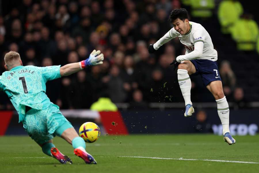 Onde ver Manchester City x Tottenham, nesta quinta-feira (19), em jogo isolado da Premier League