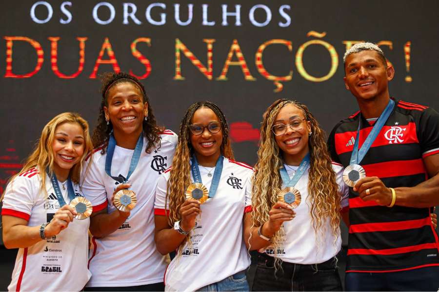 Atletas do Flamengo foram homenageados após conquistas nos Jogos de Paris