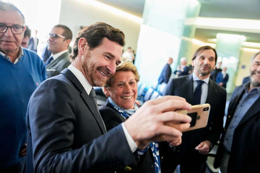 André Villas-Boas tomou posse esta segunda-feira como presidente do FC Porto