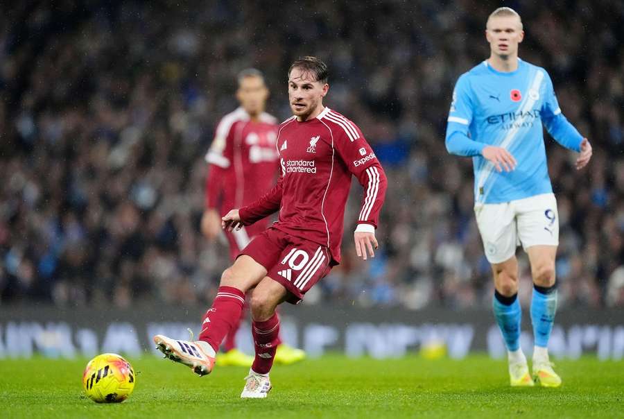 Liverpool's Alexis Mac Allister during a match against Man City
