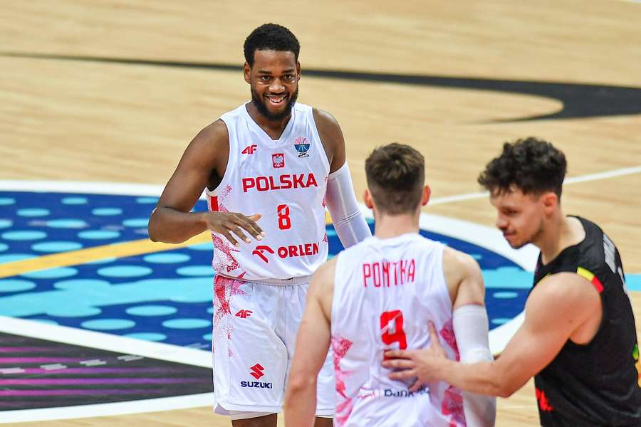Jordan Loyd i Mateusz Ponitka w czołówkach klasyfikacji indywidualnych podczas EuroBasketu