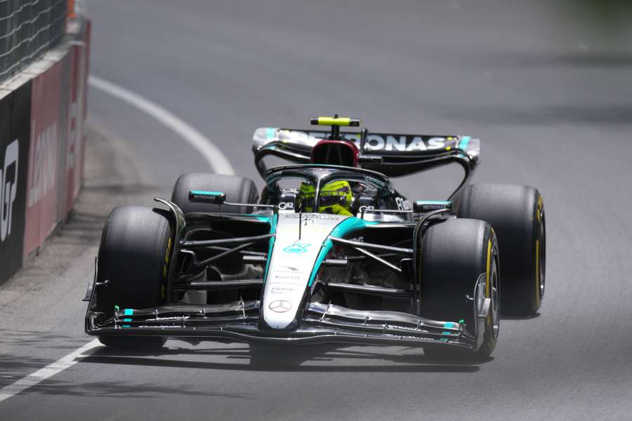 Lewis Hamilton sulla Mercedes al GP del Canada