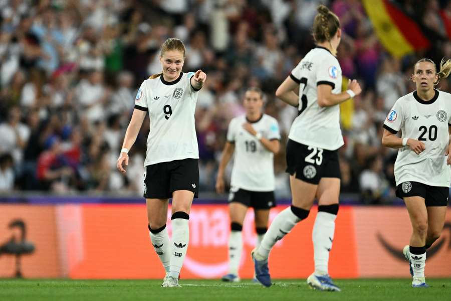 Deutschland steht im Halbfinale der Frauen-EM 2025 Deutschland steht im Halbfinale der Frauen-EM 2025