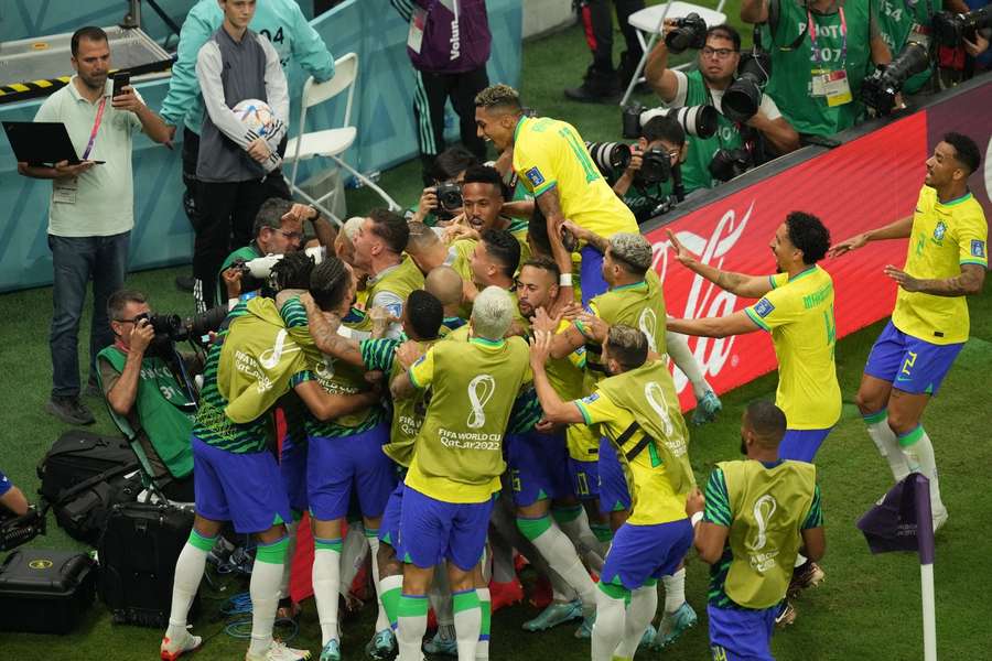 Oslavy Brazílčanov po góle boli plné radosti a úľavy.
