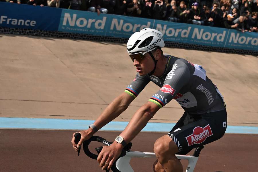 Van der Poel sur Paris-Roubaix.