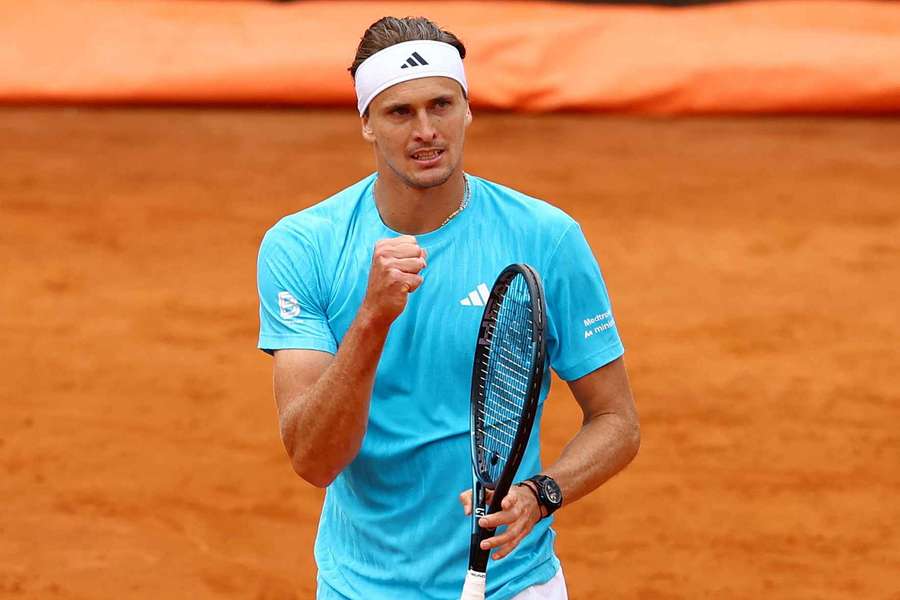 Alexander Zverev reage durante o seu encontro da 2.ª ronda frente a Daniel Altmaier