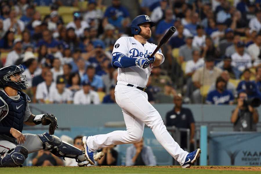 Max Muncy hit a solo home run in the second inning against the Minnesota Twins