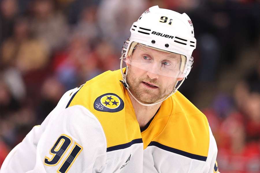 Stamkos ako 105. hráč histórie NHL dosiahol métu 600 asistencií v základnej časti. 