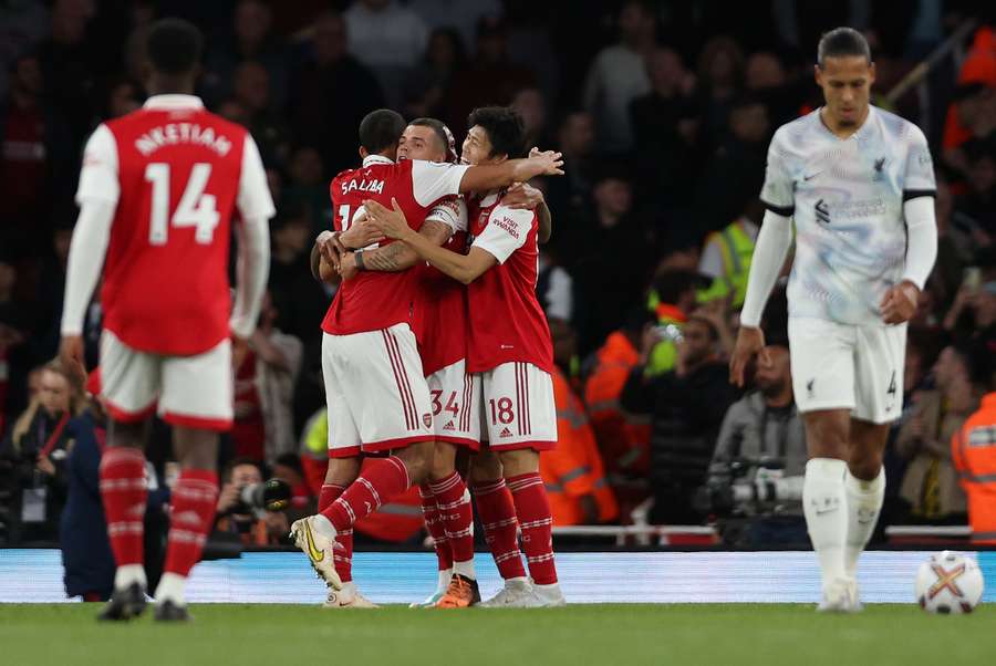 Arsenal back at summit after Saka’s double downs Reds