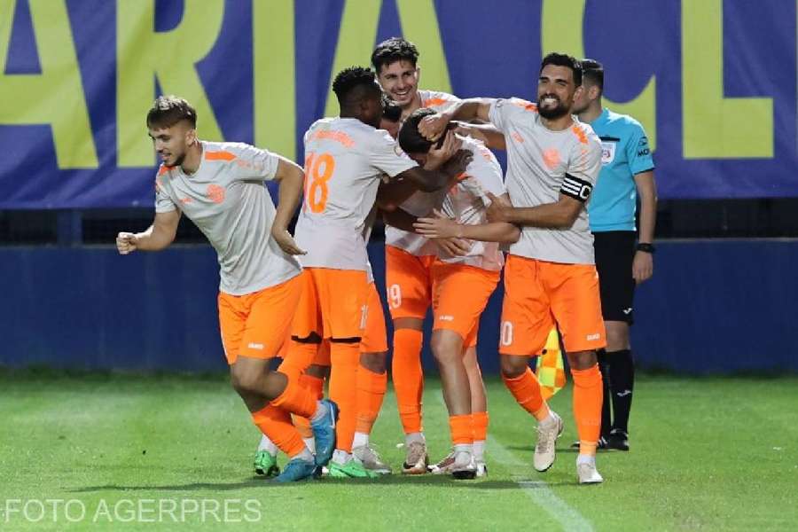 Metaloglobus a învins-o pe FC Argeș cu 2-1 și a obținut primul succes în play-off-ul ligii secunde