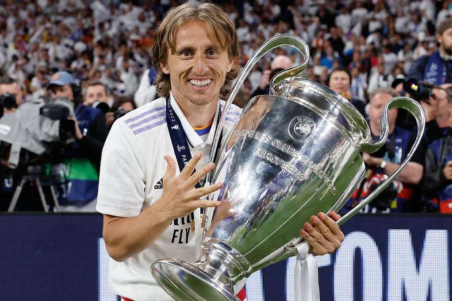 Le Real Madrid et Luka Modrić prolonge l'aventure. 