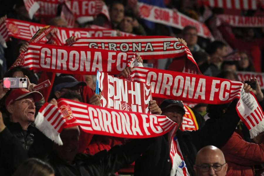 Aficionados del Girona durante el partido ante el Villarreal