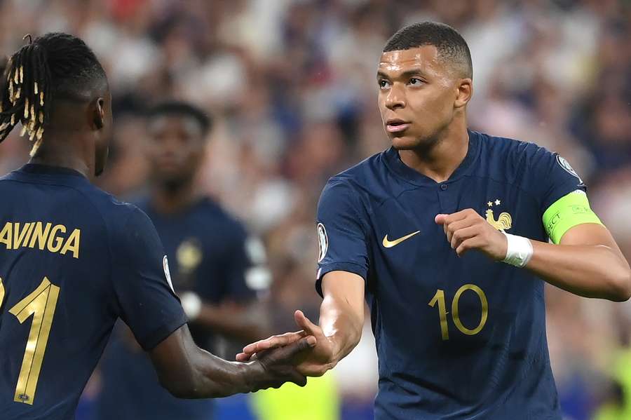 Mbappe bringt Frankreich mit 40. Länderspiel-Tor auf EM-Kurs