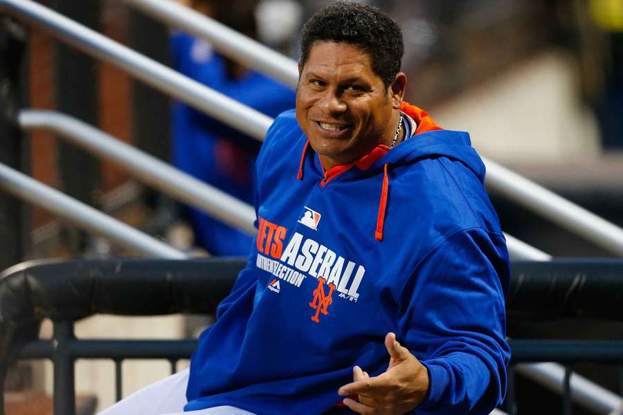 Bob Abreu compra un equipo de fútbol.