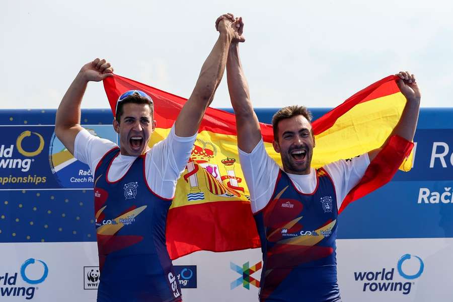 Aleix García y Rodrigo Conde remontan para lograr la plata en el Mundial de remo