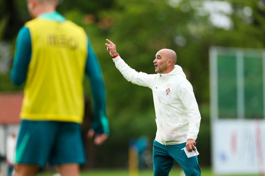 Roberto Martínez, selecionador nacional, no treino de Portugal