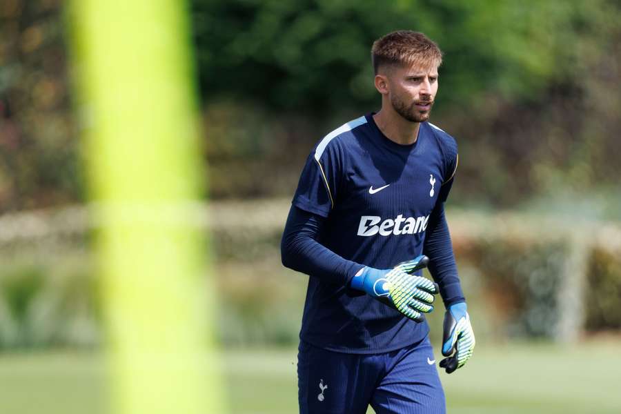 Tottenham Hotspur a ajuns la un acord pentru împrumutul portarului Guglielmo Vicario la Juventus Torino Tottenham Hotspur a ajuns la un acord pentru împrumutul portarului Guglielmo Vicario la Juventus Torino