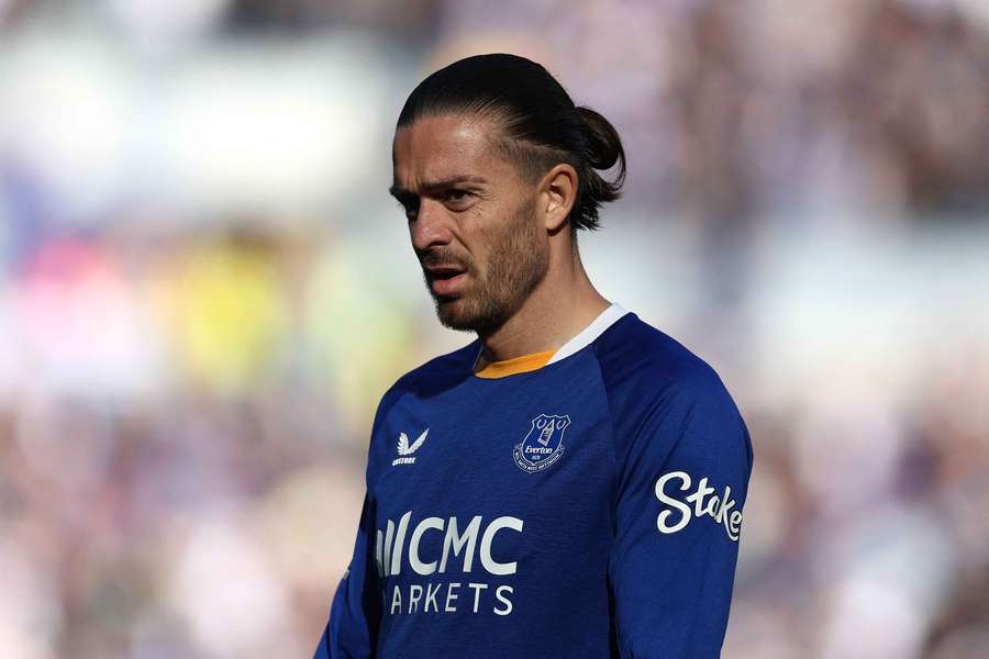 Jack Grealish byl vyřazen z kádru Evertonu. Jack Grealish byl vyřazen z kádru Evertonu.