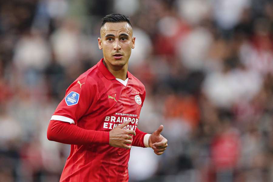 Anwar El Ghazi in actie namens PSV