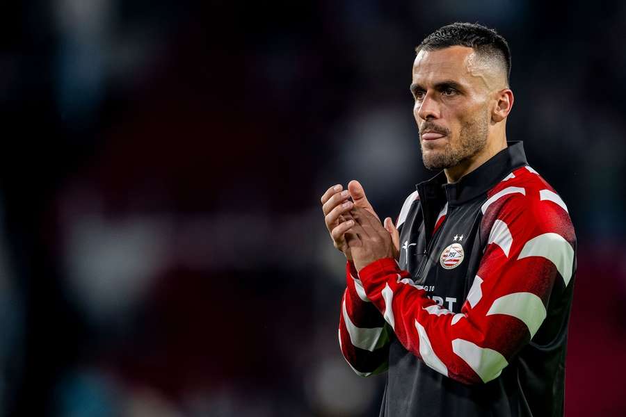 Filip Kostic spielt sich auch bei PSV noch in die Nationalelf. Filip Kostic spielt sich auch bei PSV noch in die Nationalelf.
